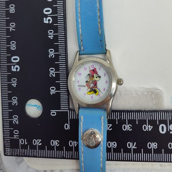 Rare Vintage Minnie Mouse Holding Teddy Bear Watch - Picture 11 of 12